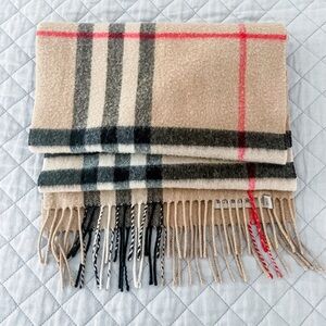 Burberry authentic scarf